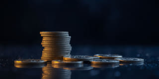 Clear platform details highlighted under the Transparency section of the Wveltrion trading platform